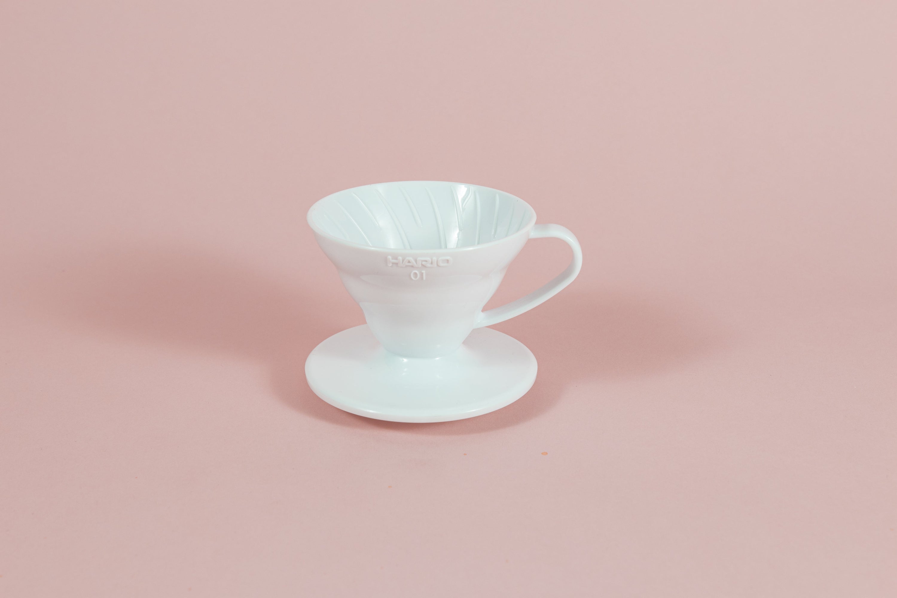 V60 Plastic Coffee Dripper 01